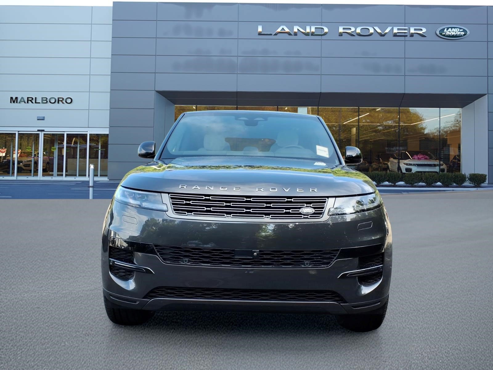 New 2027 Land Rover Range Rover Sport SE AWD/4WD image 8