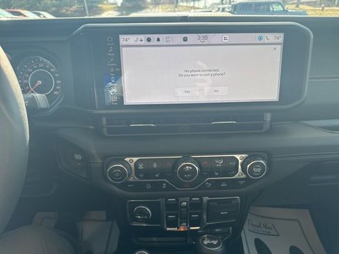 Certified 2024 Jeep Wrangler Sahara w/ Technology Group image 11