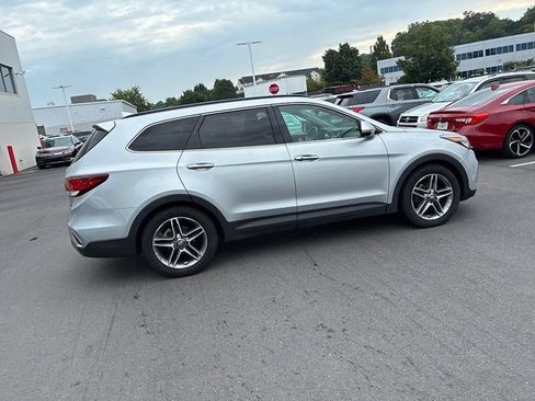 Used 2017 Hyundai Santa Fe AWD w/ Cargo Package image 7