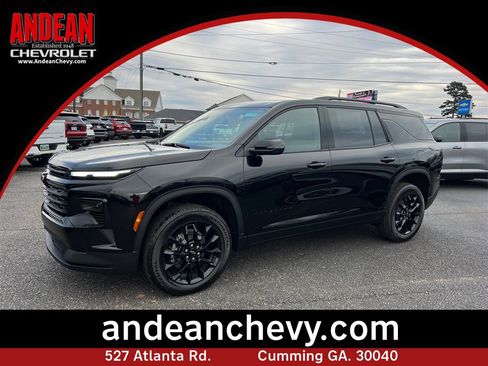 New 2026 Chevrolet Traverse LT image 1