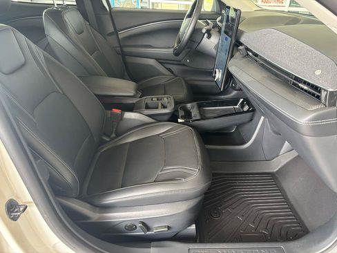 Used 2025 Ford Mustang Mach-E Premium RWD image 20