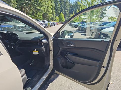 New 2026 Chevrolet Trax RS w/ Driver Confidence Package FWD image 12