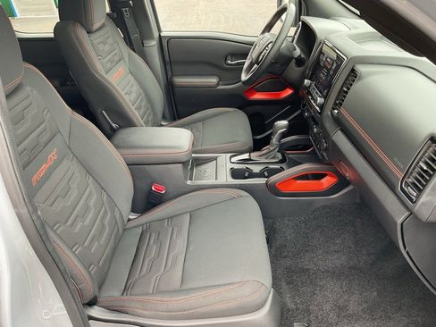 Used 2023 Nissan Frontier PRO-4X w/ Pro Convenience Package image 18