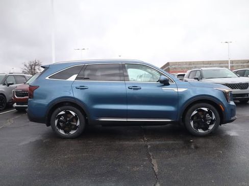 New 2026 Kia Sorento EX image 4