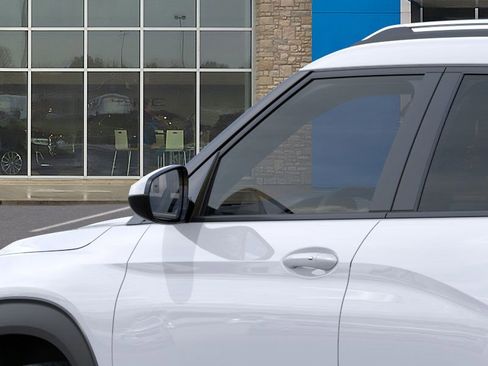New 2026 Chevrolet TrailBlazer LT image 12