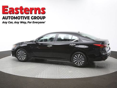Used 2023 Nissan Altima 2.5 SV w/ SV Premium Package AWD/4WD image 63