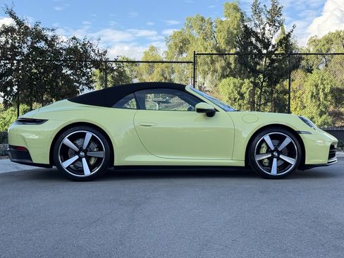 Certified 2025 Porsche 911 Carrera image 8