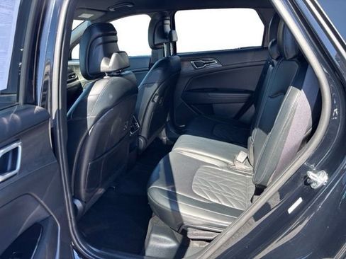 Certified 2023 Kia Sportage X-Line AWD/4WD image 12