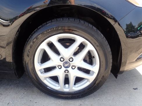 Used 2016 Ford Fusion SE FWD image 32