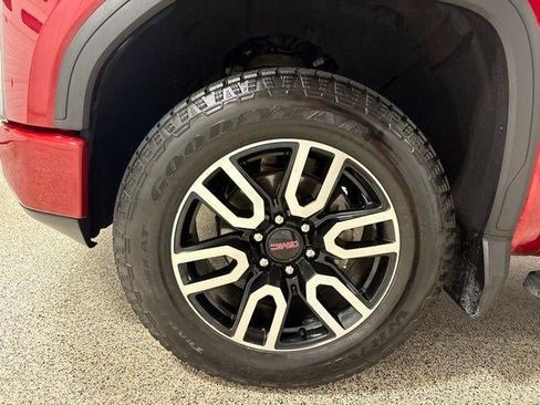 Used 2021 GMC Sierra 1500 AT4 w/ Technology Package AWD/4WD image 37