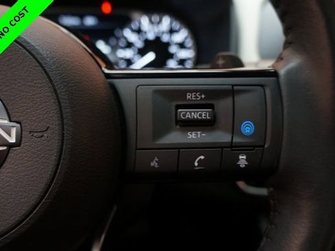 Used 2022 Nissan Rogue SV w/ SV Premium Package image 23