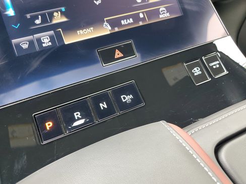 Used 2025 INFINITI QX80 Autograph w/ Premium Cargo Package image 33