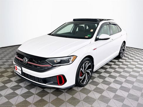 Used 2022 Volkswagen Jetta GLI Autobahn image 6