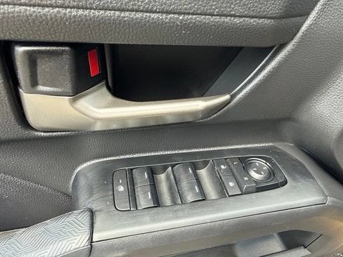Used 2024 Toyota Tacoma TRD Sport AWD/4WD image 15