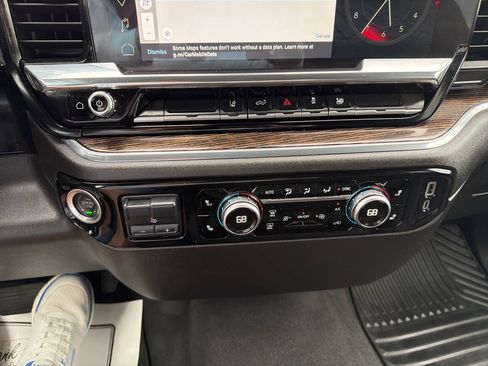 Used 2024 GMC Sierra 2500 SLE w/ SLE Value Package AWD/4WD image 26