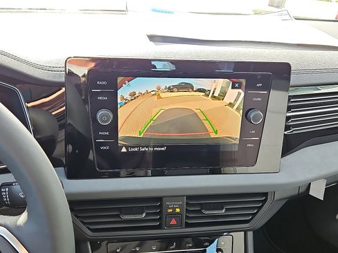 New 2026 Volkswagen Jetta SE image 15