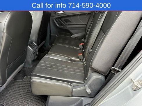 Used 2023 Volkswagen Tiguan SE R-Line FWD image 28
