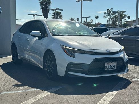 Used 2020 Toyota Corolla SE w/ Body Protection Package FWD image 2