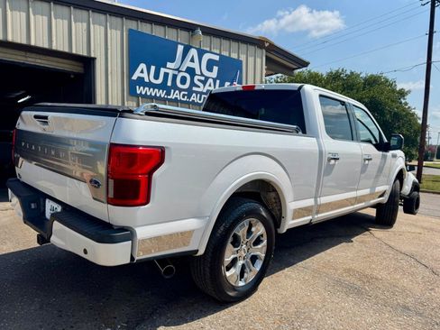 Used 2019 Ford F150 Platinum w/ Equipment Group 701A Luxury AWD/4WD image 8