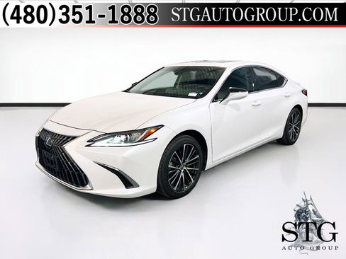 Used 2025 Lexus ES 300h w/ Premium Package image 1