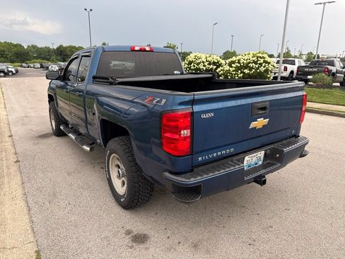 Used 2018 Chevrolet Silverado 1500 LT w/ All Star Edition AWD/4WD image 4