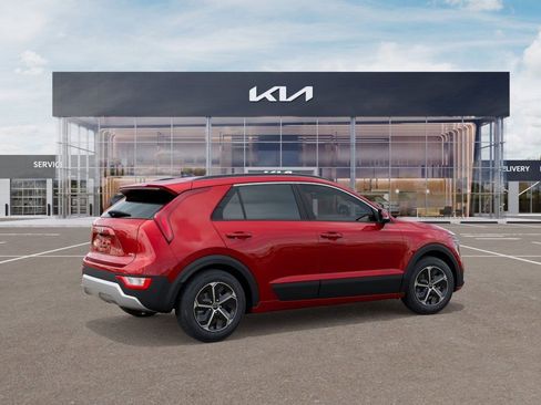 New 2026 Kia Niro EX image 4