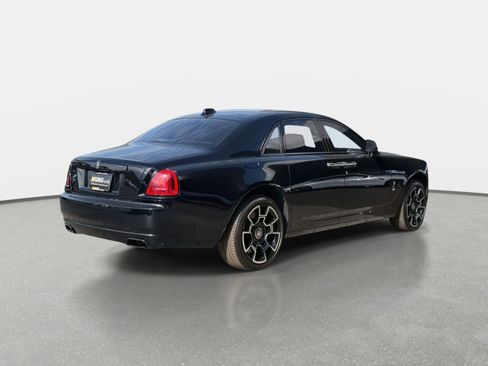 Used 2020 Rolls-Royce Ghost RWD image 3