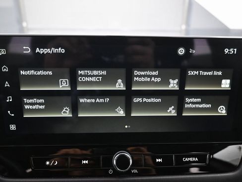 Used 2025 Mitsubishi Outlander ES image 13