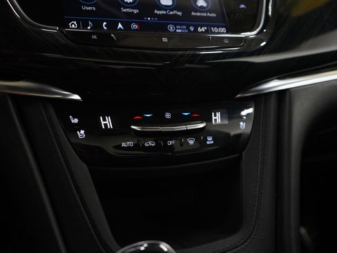 Used 2021 Cadillac XT6 Premium Luxury image 25