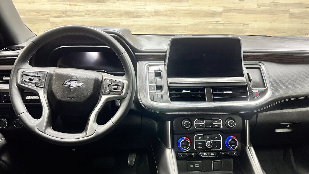 Used 2024 Chevrolet Tahoe Premier AWD/4WD image 2