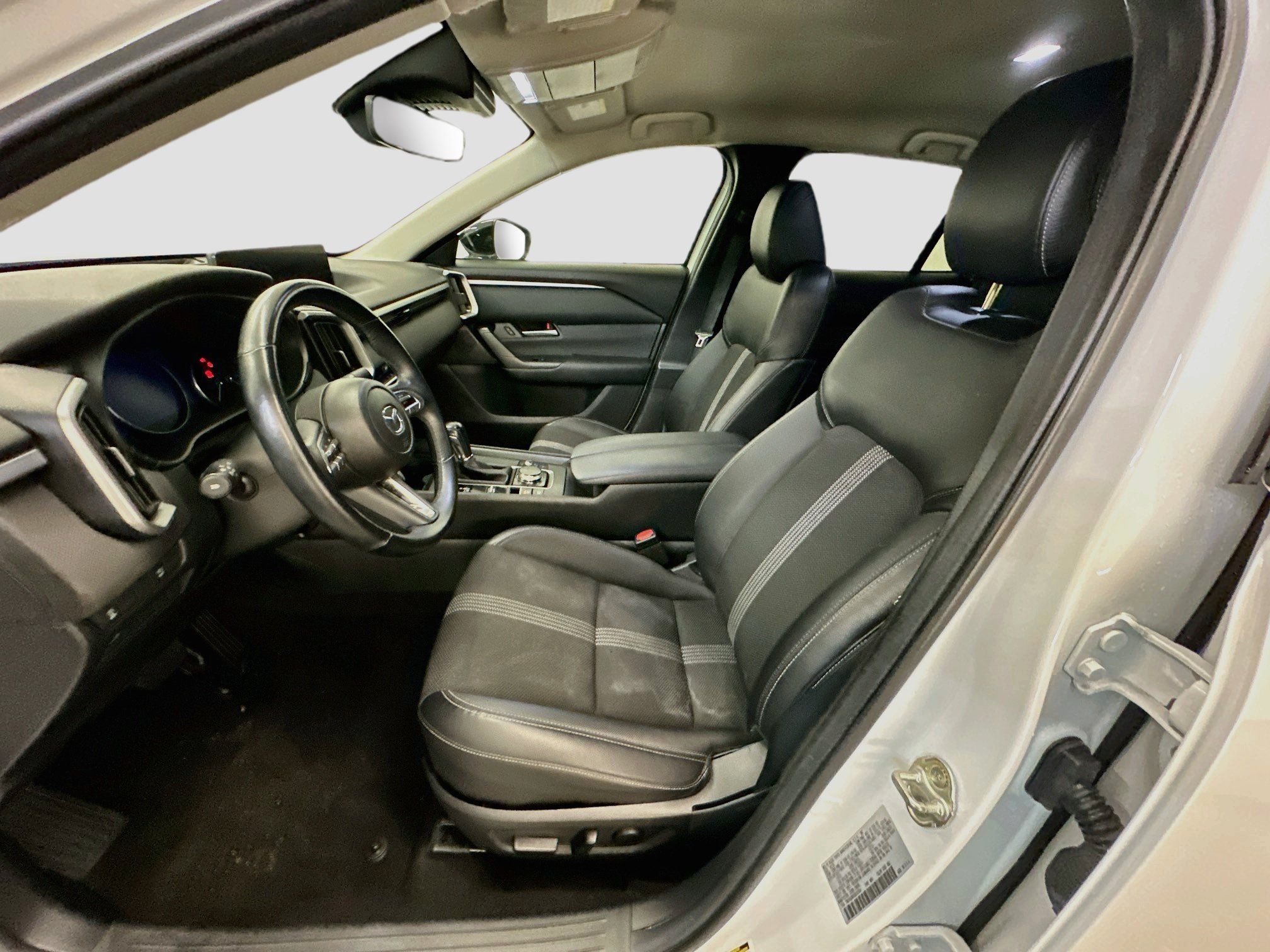 Used 2025 MAZDA CX-50 AWD 2.5 S w/ Preferred Package image 13