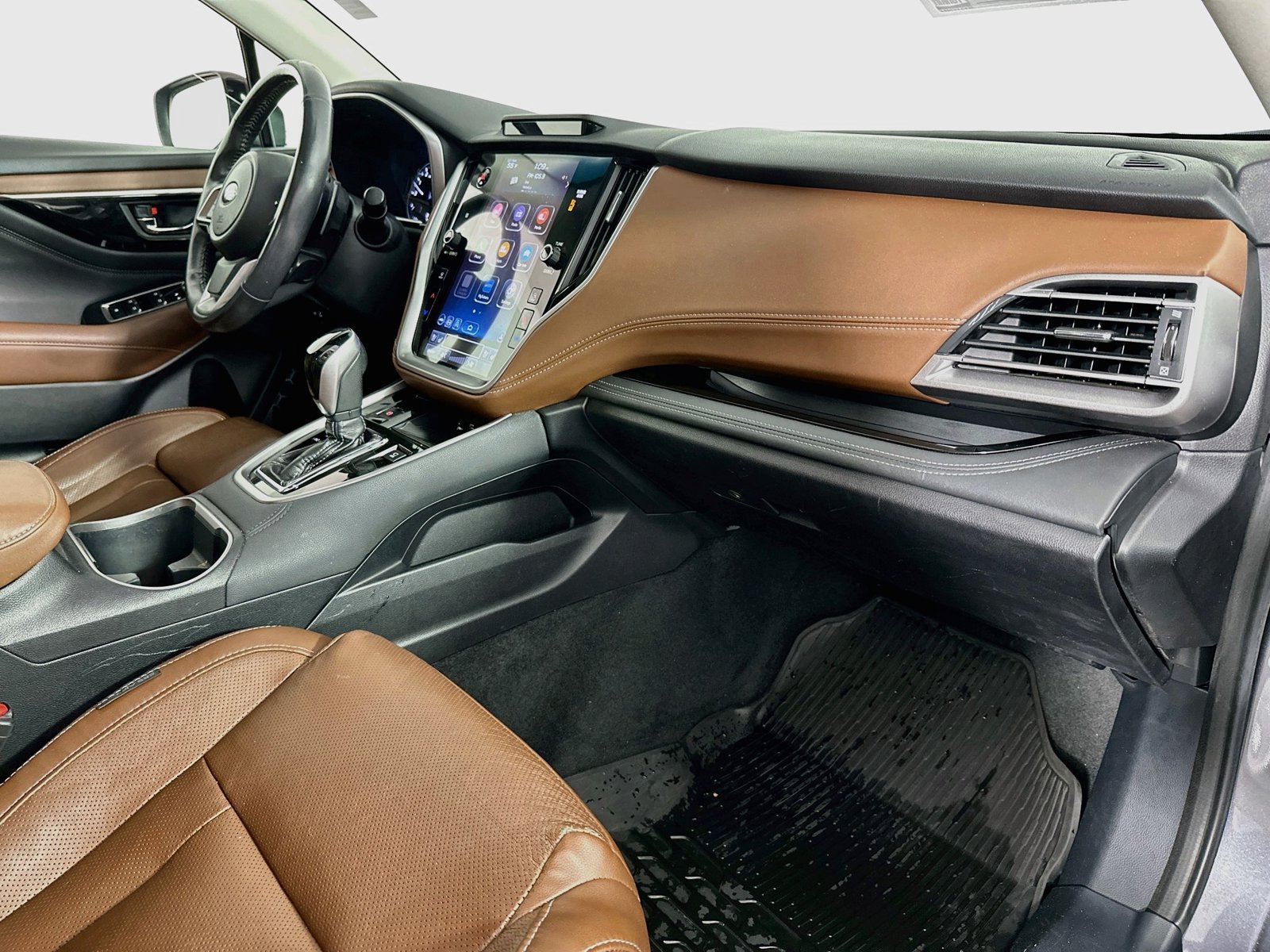 Used 2020 Subaru Outback Touring XT AWD/4WD image 32