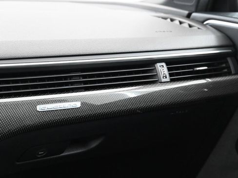 Used 2019 Audi S4 Premium Plus w/ Premium Plus Package AWD/4WD image 34