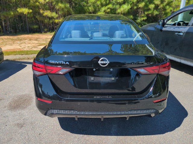 Used 2025 Nissan Sentra SV w/ All-Weather Package FWD image 3