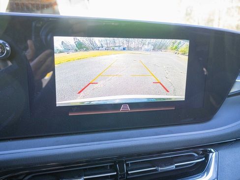 Certified 2025 Buick Envista Sport Touring w/ Convenience I Package image 18