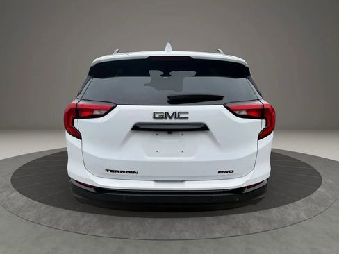 Used 2021 GMC Terrain SLE w/ Driver Convenience Package AWD/4WD image 5
