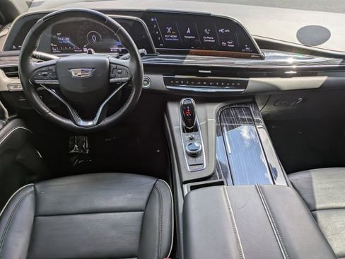 Used 2022 Cadillac Escalade Sport w/ Touring Package AWD/4WD image 15