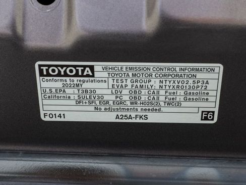 Used 2022 Toyota Camry SE image 35