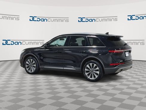 Used 2021 Lincoln Corsair Reserve w/ Equipment Group 201A FWD image 7