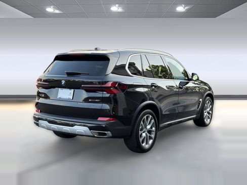 Used 2026 BMW X5 sDrive40i w/ Premium Package RWD image 9