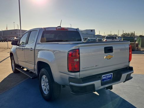 Used 2017 Chevrolet Colorado W/T w/ WT Convenience Package image 6