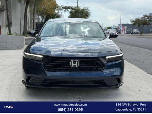 Used 2024 Honda Accord EX image 2