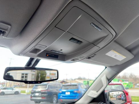 Used 2016 GMC Sierra 1500 SLE w/ SLE Value Package image 59