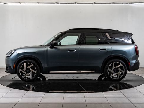 Certified 2025 MINI Cooper Countryman S w/ Comfort Package Max image 5