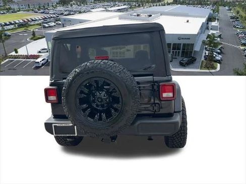 Certified 2018 Jeep Wrangler Sport AWD/4WD image 23