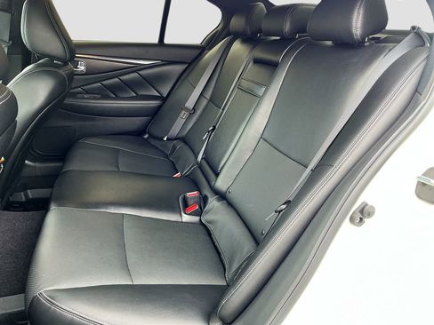 Used 2022 INFINITI Q50 Sensory image 26
