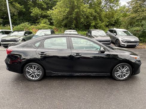 Used 2022 Kia Forte GT-Line w/ GT-Line Premium Package image 5