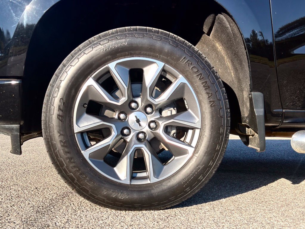 Used 2024 Chevrolet Silverado 1500 RST w/ Z71 Off-Road Package AWD/4WD image 36
