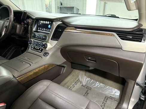Used 2019 GMC Yukon XL Denali w/ Open Road Package AWD/4WD image 51