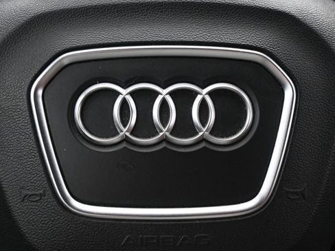 Used 2018 Audi Q5 2.0T Premium Plus w/ Premium Plus Package image 22